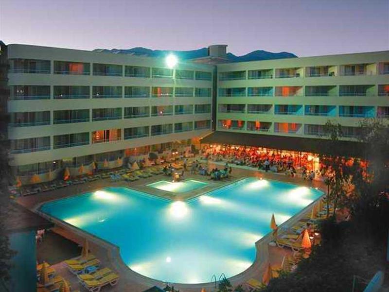 Hotel Avena &